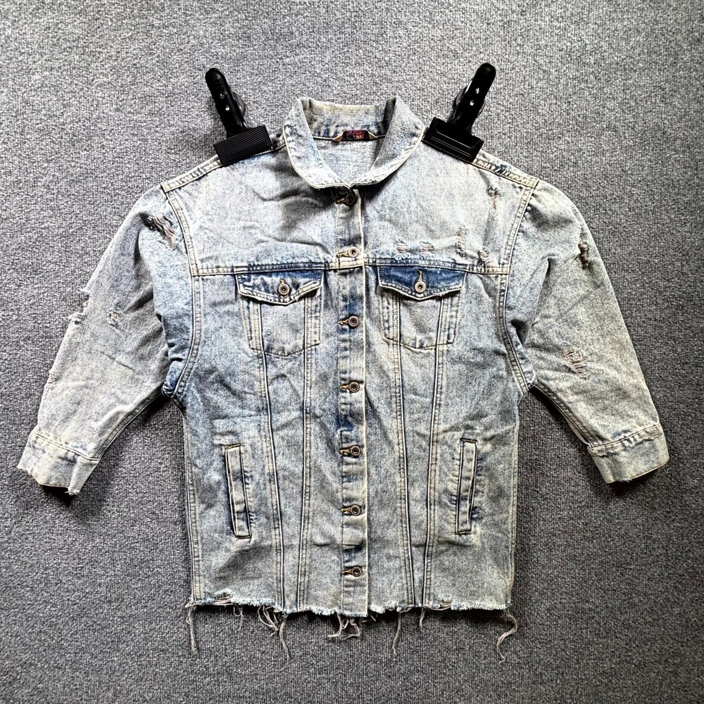 Highway Jeans Trucker Jacket Women's Medium Light Blue Denim Distressed Raw Hem